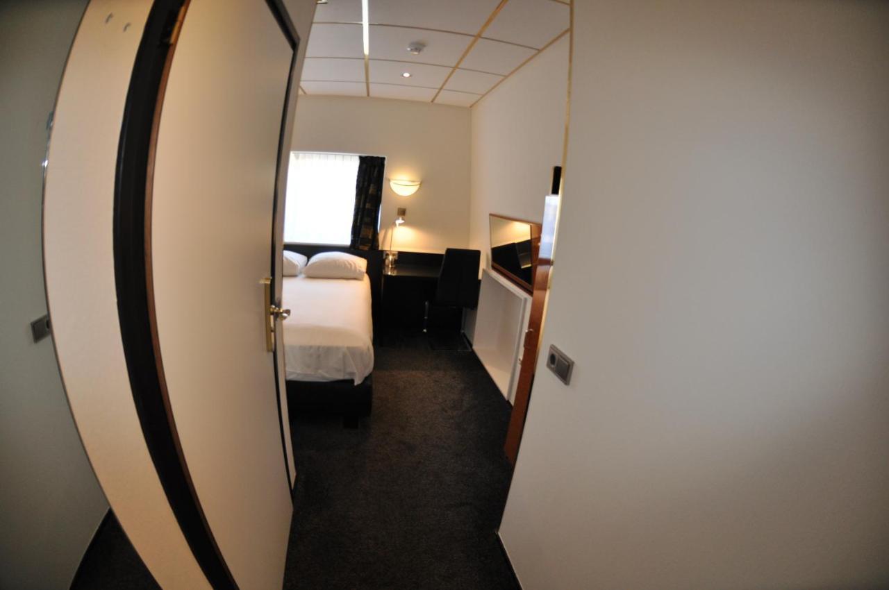 Budget Hotel Le Beau Rivage Middelburg Esterno foto
