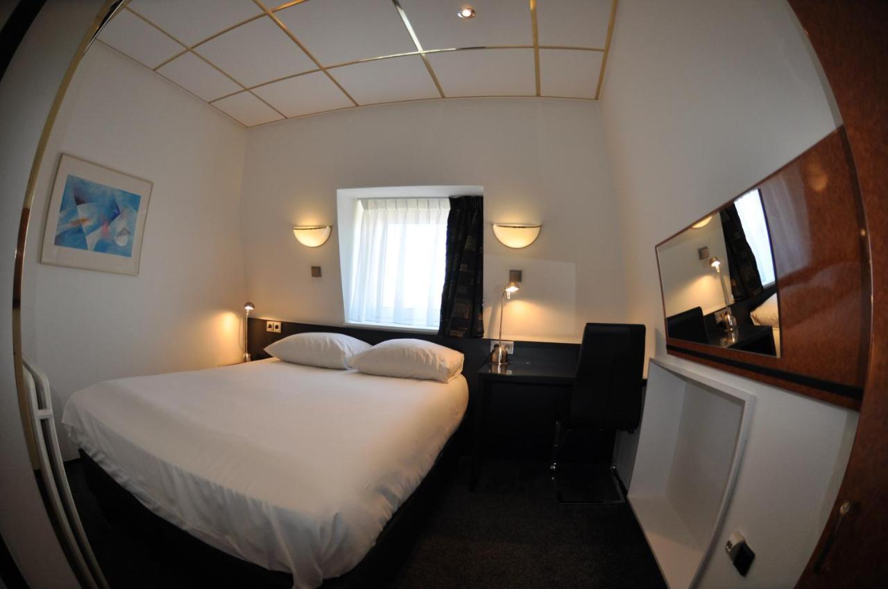 Budget Hotel Le Beau Rivage Middelburg Esterno foto