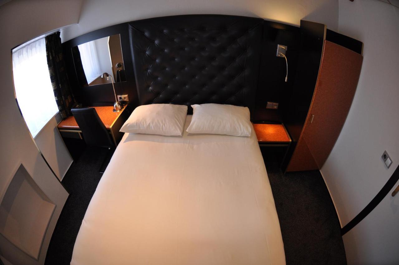 Budget Hotel Le Beau Rivage Middelburg Esterno foto